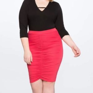 NWOT Flirty Ruched Skirt | Size 18/20